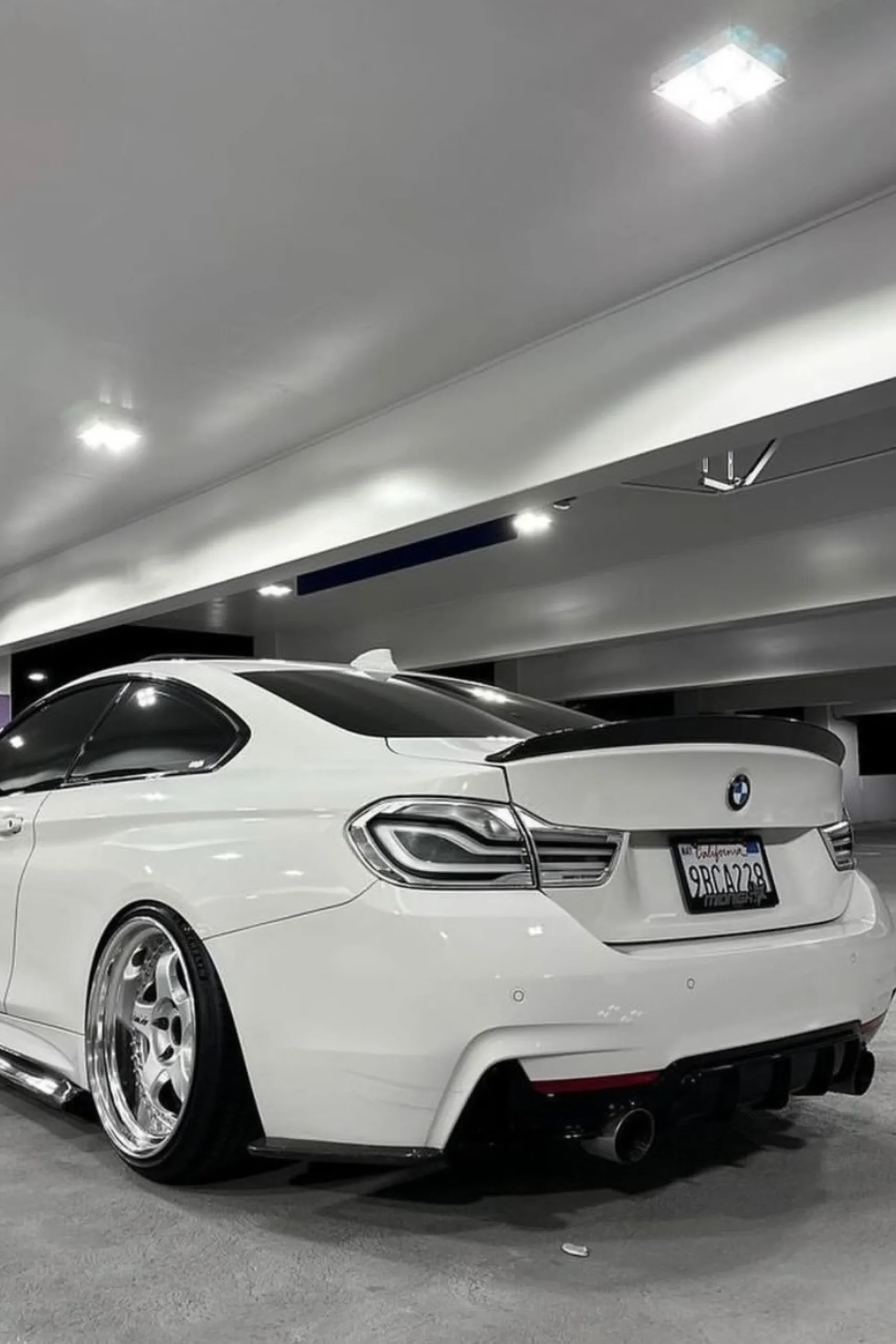 BMWF82M4_4SeriesF32F36ClearLCITailLightsv1